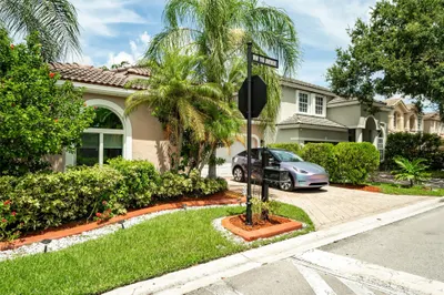 1104 NW 116th Ave 1