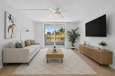 403 S Sapodilla Avenue #307 1