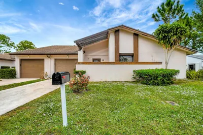 6107 Elsinore Circle 1