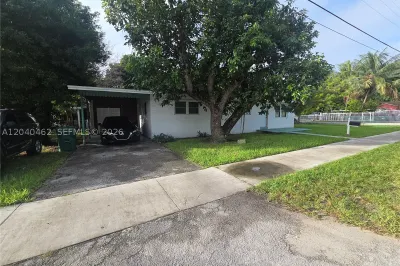 2990 NW 55th St 1