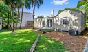 53 Palm Square Photo