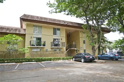 Gated complex