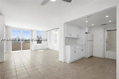 7735 Abbott Ave #5C 1