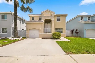 6633 Bayfront Dr 1