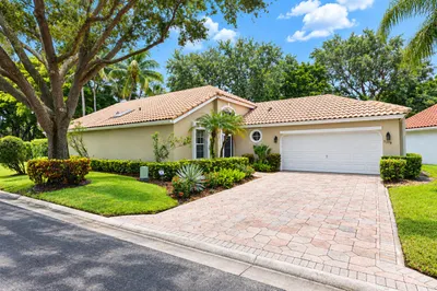 5379 Brookview Drive 1