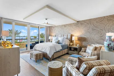 012-3250SouthOceanBoulevard-206S-PalmBea