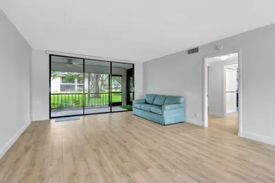 13 SE Turtle Creek Drive #B 1
