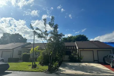 37 Mayfair Lane 1
