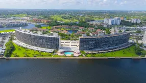 Just Listed | 130 Lakeshore Drive #621