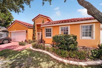 685 SW 198th Ter 1