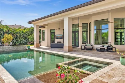 13505 SW 37th Pl 1