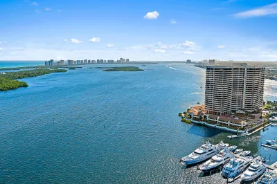 100 Lakeshore Drive #1051 1