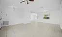 661 SE Clifton Lane Photo