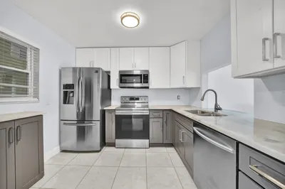 Kitchen (2)