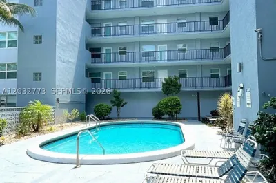 1750 Jefferson St #303 1
