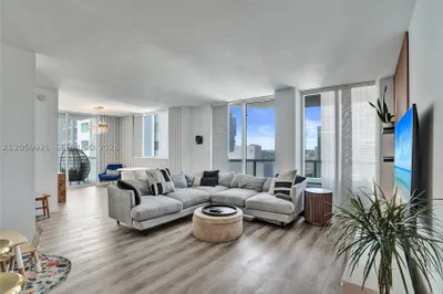 244 Biscayne Blvd #3409 1