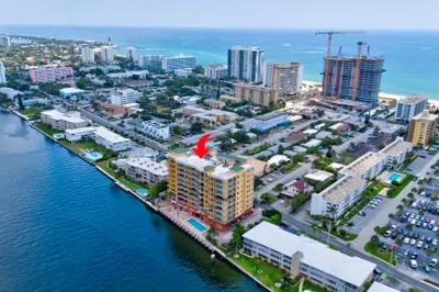 821 N Riverside Drive #502 1