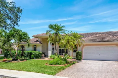 701 SW 93rd Ter 1