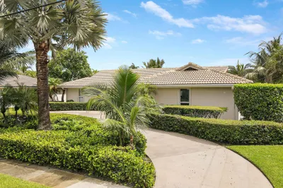 2060 Ascot Road 1
