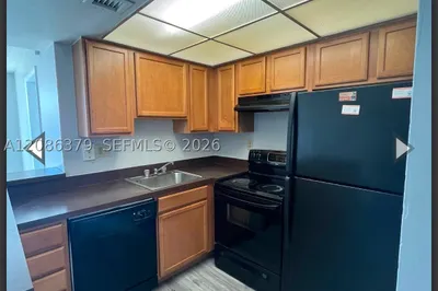 706 Executive Center Dr #34 1