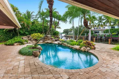 122 Marlin Drive 1