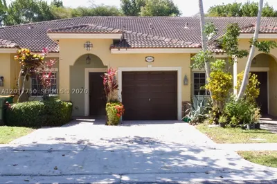 1242 NE 32nd Ave 1
