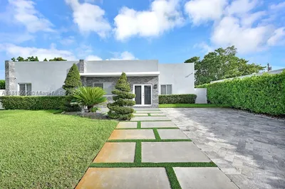 1968 NW 186th St 1