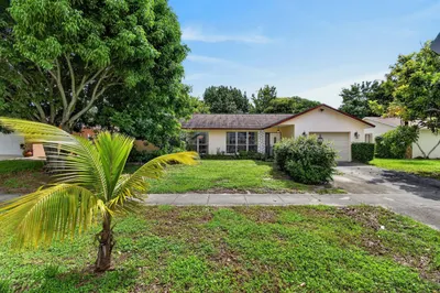 1102 Westchester Drive E 1
