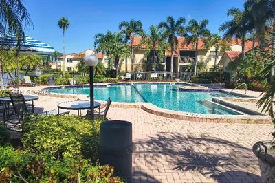 1267 SW 46th Ave #2311 1
