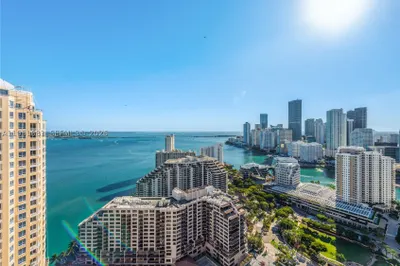 520 Brickell Key Dr #A1010 1