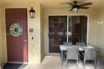 2900 NW 125th Ave #3-107 1