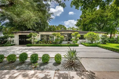 831 Cortez St 1