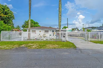 10335 NW 30th Pl 1