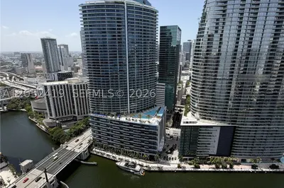 475 Brickell Ave #4008 1