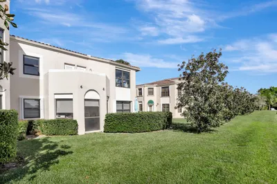 6646 Villa Sonrisa Drive #520 1