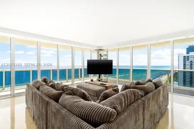 1830 Ocean Dr #1702 1