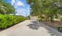 5 E Riverside Drive Photo