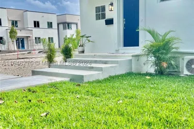 5757 SW 58th Ter #5757 1