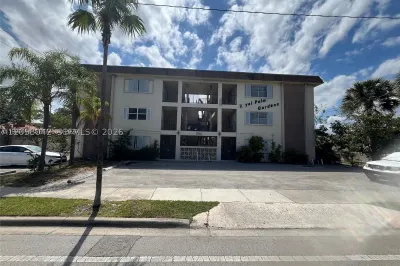 348 S Federal Hwy #24 1