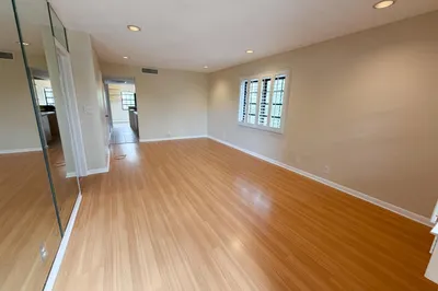 917 NE 16th Avenue #16 1