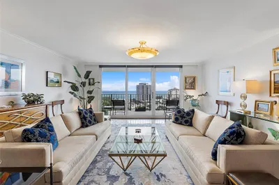 777 Bayshore Drive #PH-3 1