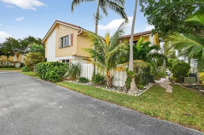 170 Seabreeze Circle 1