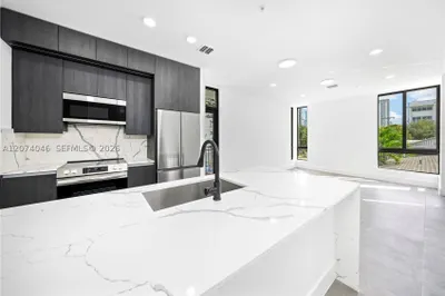 1780 NW 5th St 1