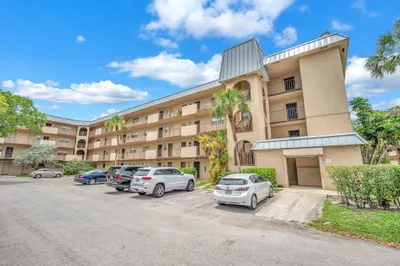 6361 N Falls Cir Drive #408 1