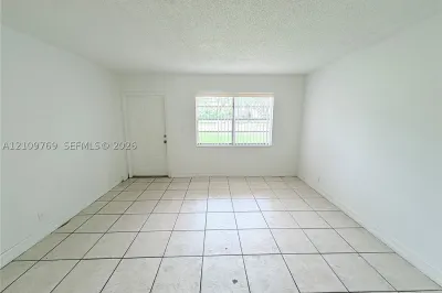 4160 NW 21st St #124D 1