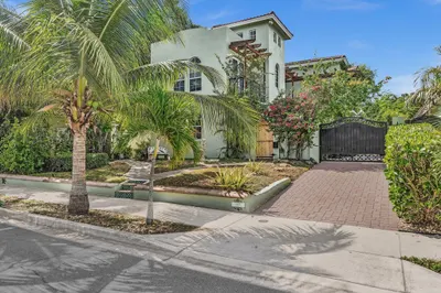 724 Park Place 1