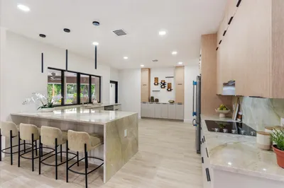 460 Glenbrook Drive 1