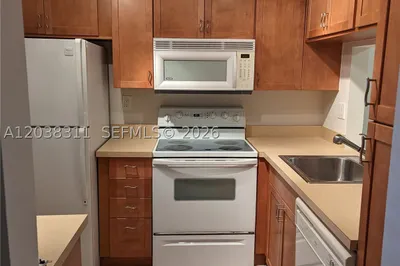9460 Tangerine Pl #101 1
