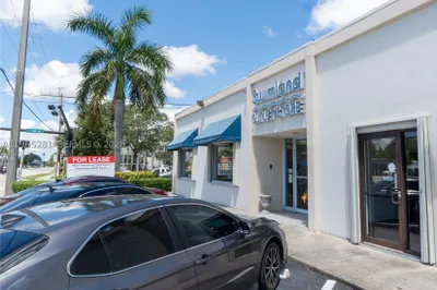 3149 W Hallandale Beach Blvd #R 1