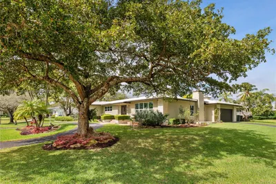 8101 SW 151 St 1